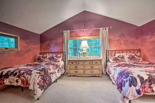 Idyllic Dillard Home With Blue Ridge Mtn Views!