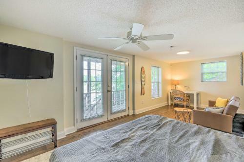Lakefront Home With Entertainment Space And Dock!
