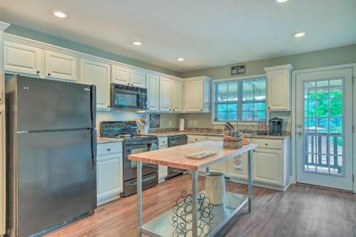 Lakefront Home With Entertainment Space And Dock!