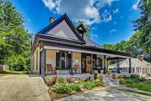Eight 11 Homes ? Victorian Lux Home Near Atl.