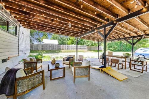 Eight 11 Homes ? Victorian Lux Home Near Atl.