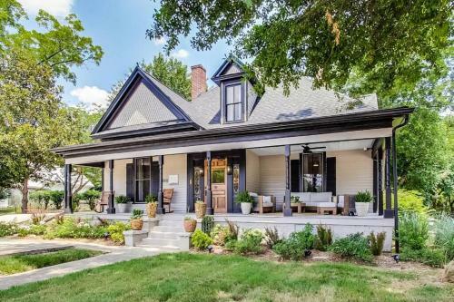 Eight 11 Homes ? Victorian Lux Home Near Atl.