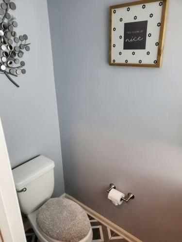 Hostal Spacious Room Can Host Multi-guests Near Atl