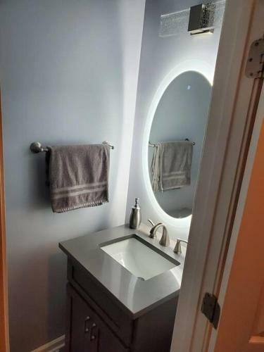 Hostal Spacious Room Can Host Multi-guests Near Atl
