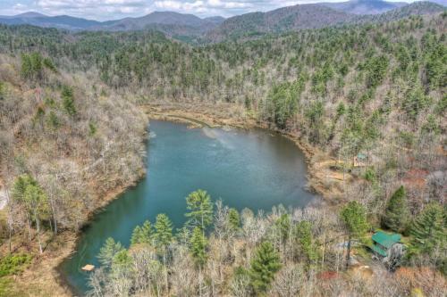 New Heaven Bound Pristine Private Lake Frontage