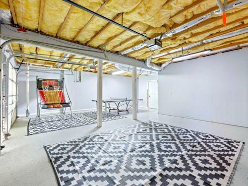 Deer Ridge! - Loft & Fire Pit - Pet Friendly
