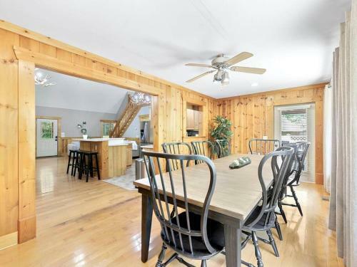 Deer Ridge! - Loft & Fire Pit - Pet Friendly