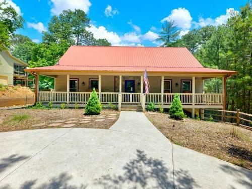 Deer Ridge! - Loft & Fire Pit - Pet Friendly