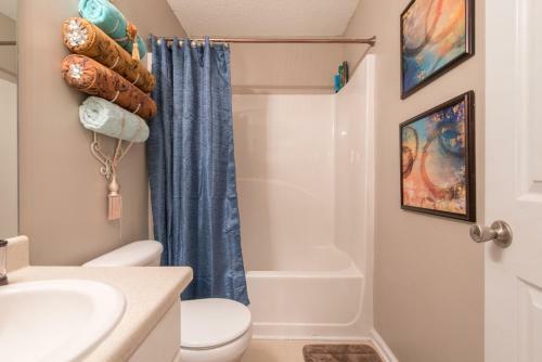 Comfort And Style On The Colonnade