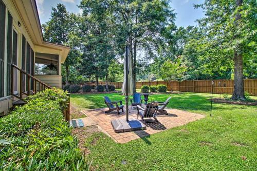 Bright Family-friendly Escape, Walk To River!