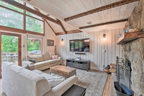 Chic Sky Valley A-frame Cabin With Pool Access!