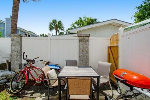 Tybee Hideway