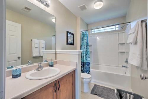 Spacious Pooler Home With Family-friendly Perks