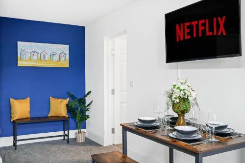 Sunshine Serviced Apartments By Prime Stay