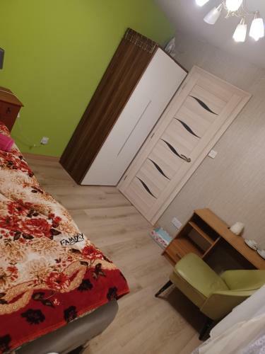 Hostal Homely Quite Room