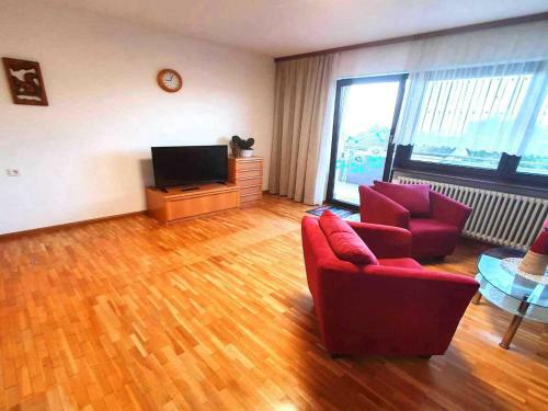 Comfortable Apartment In G�rwihl With Terrace