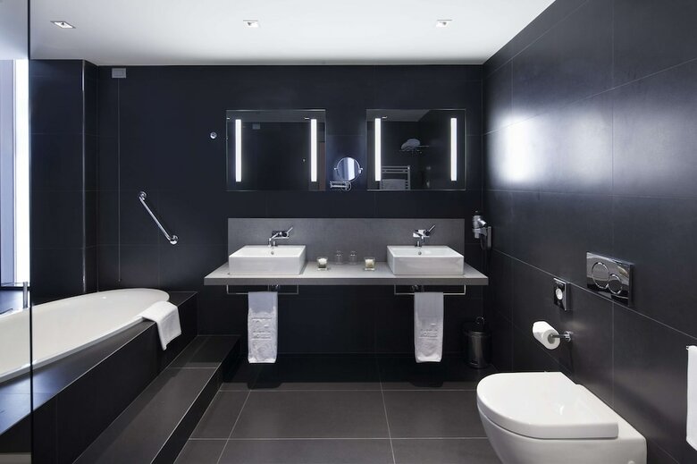 Hotel NH Parma