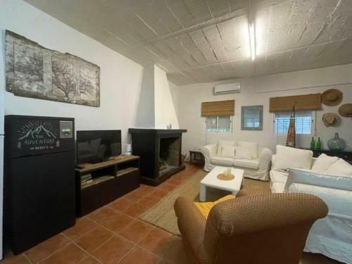 Las Tres Rosas Petfriendly House