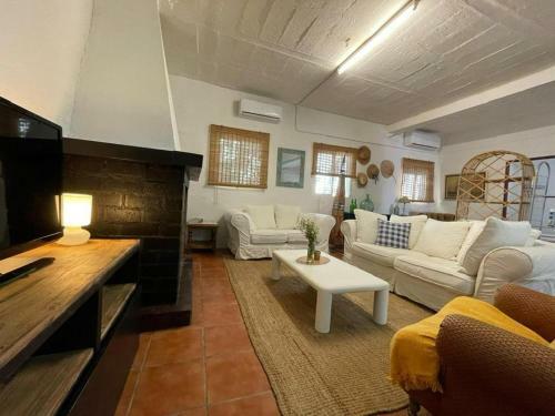 Las Tres Rosas Petfriendly House