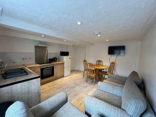 Apartamento Entire Two Bedrooms Flat, 1f