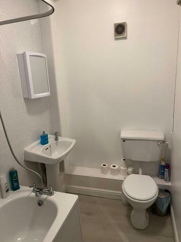 Apartamento Entire Two Bedrooms Flat, 1f