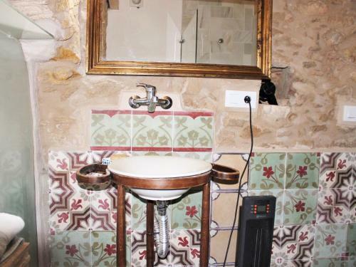 Rustic Holiday Home In Girona With Private Garden