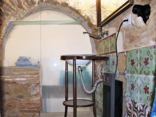 Rustic Holiday Home In Girona With Private Garden