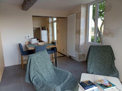 Bed & Breakfast Pigeonnier De Sabaillan