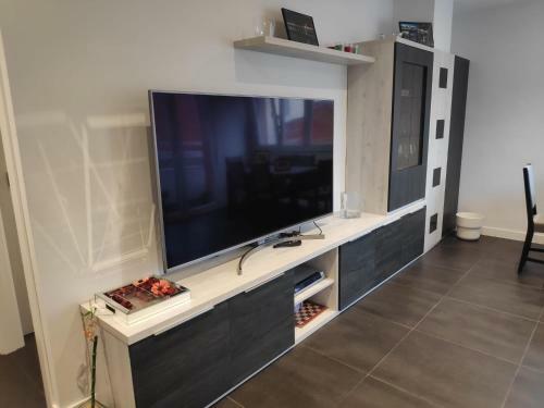 Precioso Y Amplio Apartamento En Gij�n