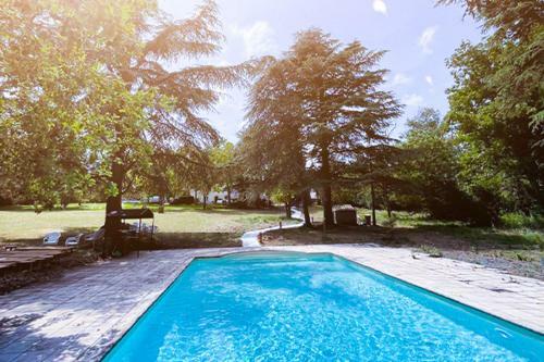 Hostal Karma Chateau De Samary