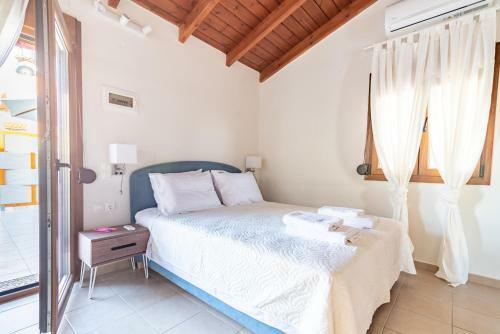 Eleni Luxury Maisonette With Jacuzzi