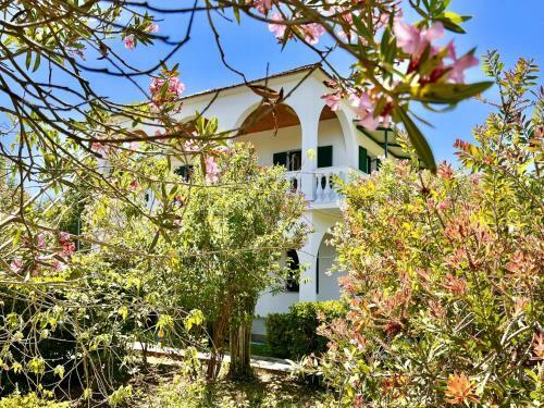 Villa Astra Beach House