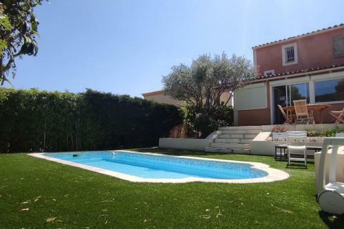 Villa Maison Familiale Avec Piscine 8 Personnes