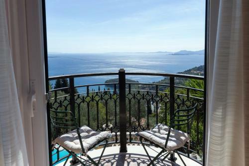 Villa Astarti By Villa Plus