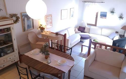Summer House In Trikorfo, Gerakini With Sea View