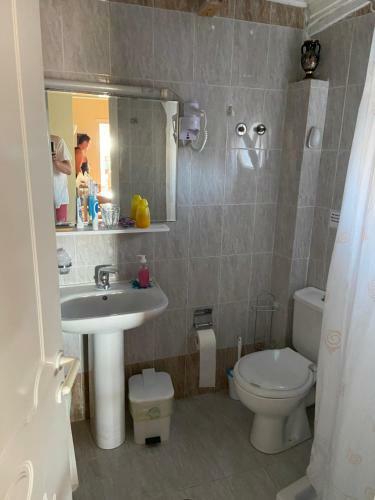 Aeleni Apartment