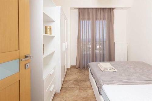 Tamara Luxury Villa Pefkohori (5 Bedrooms 12 Guests)
