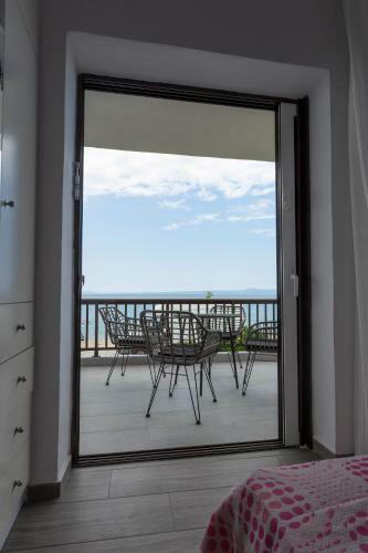 Houseloft Horizon Seafront Pefkochori
