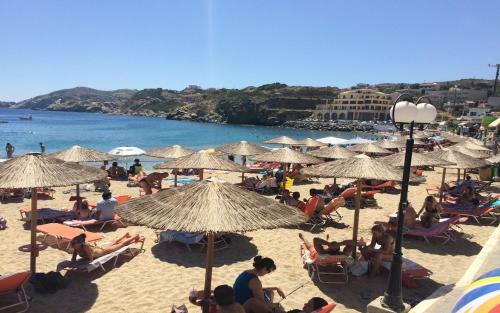 Apartment For 4 Near The Beach
