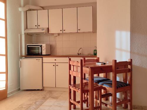 Chrysa House Apartments Room #308
