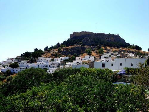 A Fully Equipped House Nearby The Beach