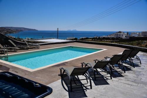 Frankie?s Sunrise Villa