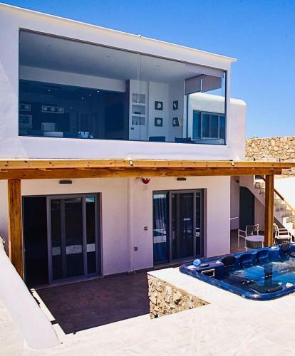 Frankie?s Sunrise Villa