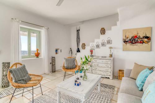 Villa L�fos - Jacuzzi And View