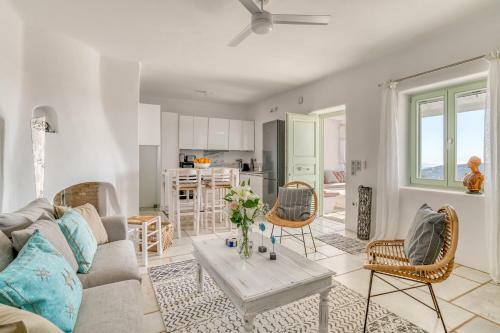 Villa L�fos - Jacuzzi And View