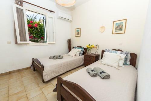 Alexandra's Beach Apartment