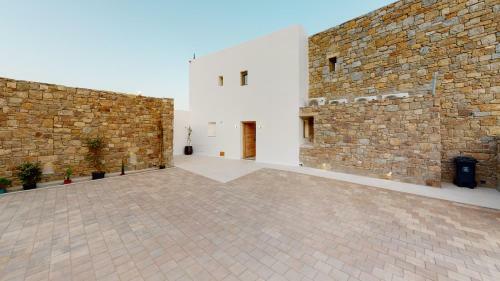 The Mykonist Panormos Exclusive Villas & Suites