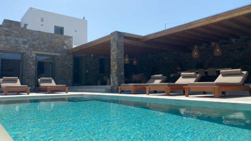 The Mykonist Panormos Exclusive Villas & Suites