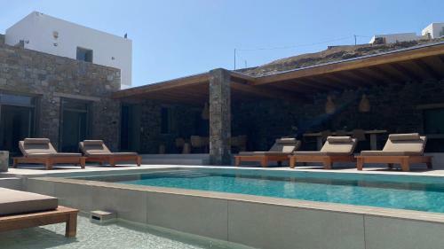 The Mykonist Panormos Exclusive Villas & Suites