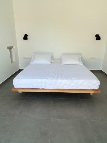 Lefko Apartments